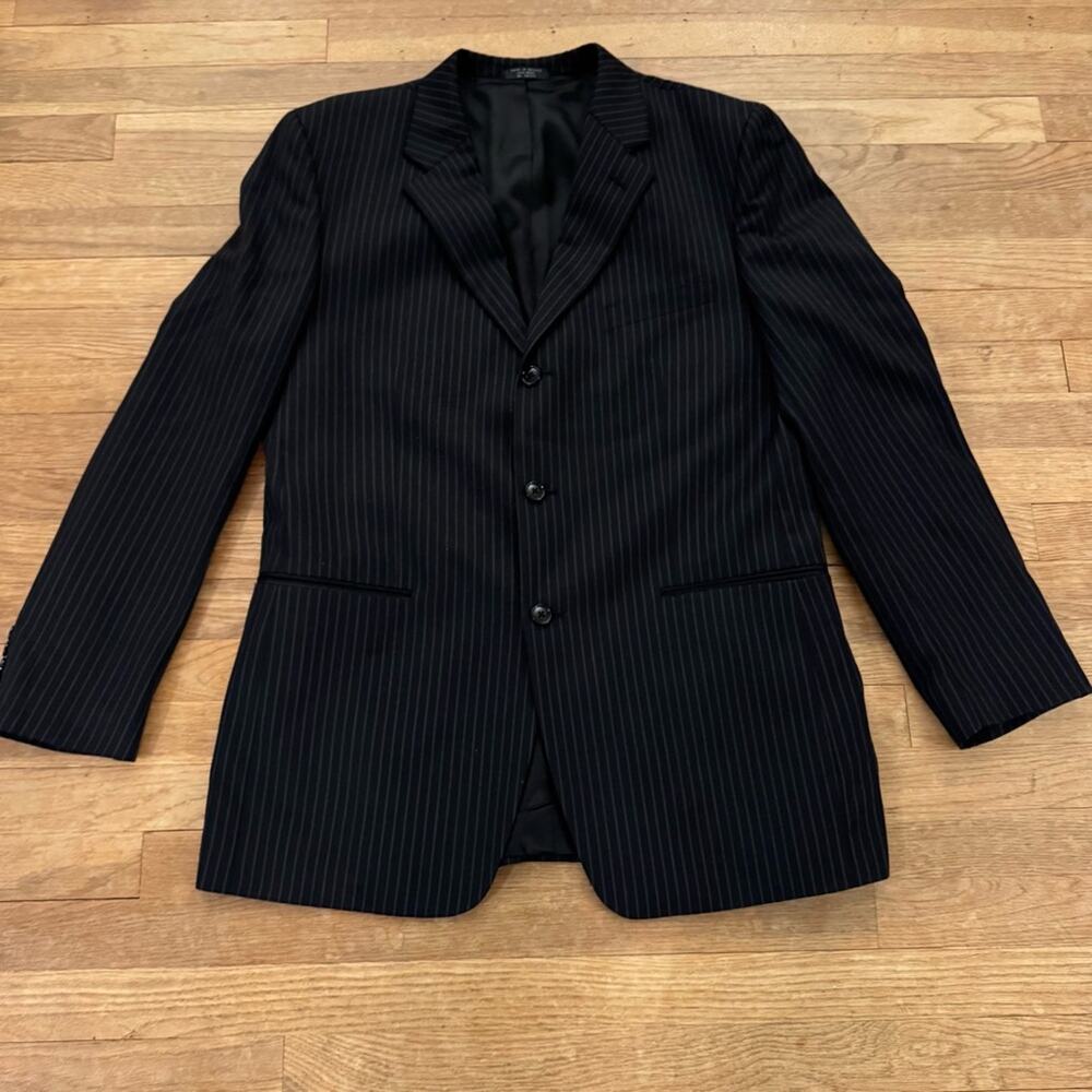 Joan New York 100% wool black gray pinstripe three button blazer size 44
b28
